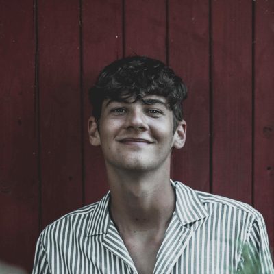 2457D9E9-1EDE-489B-9376-57C85861648E